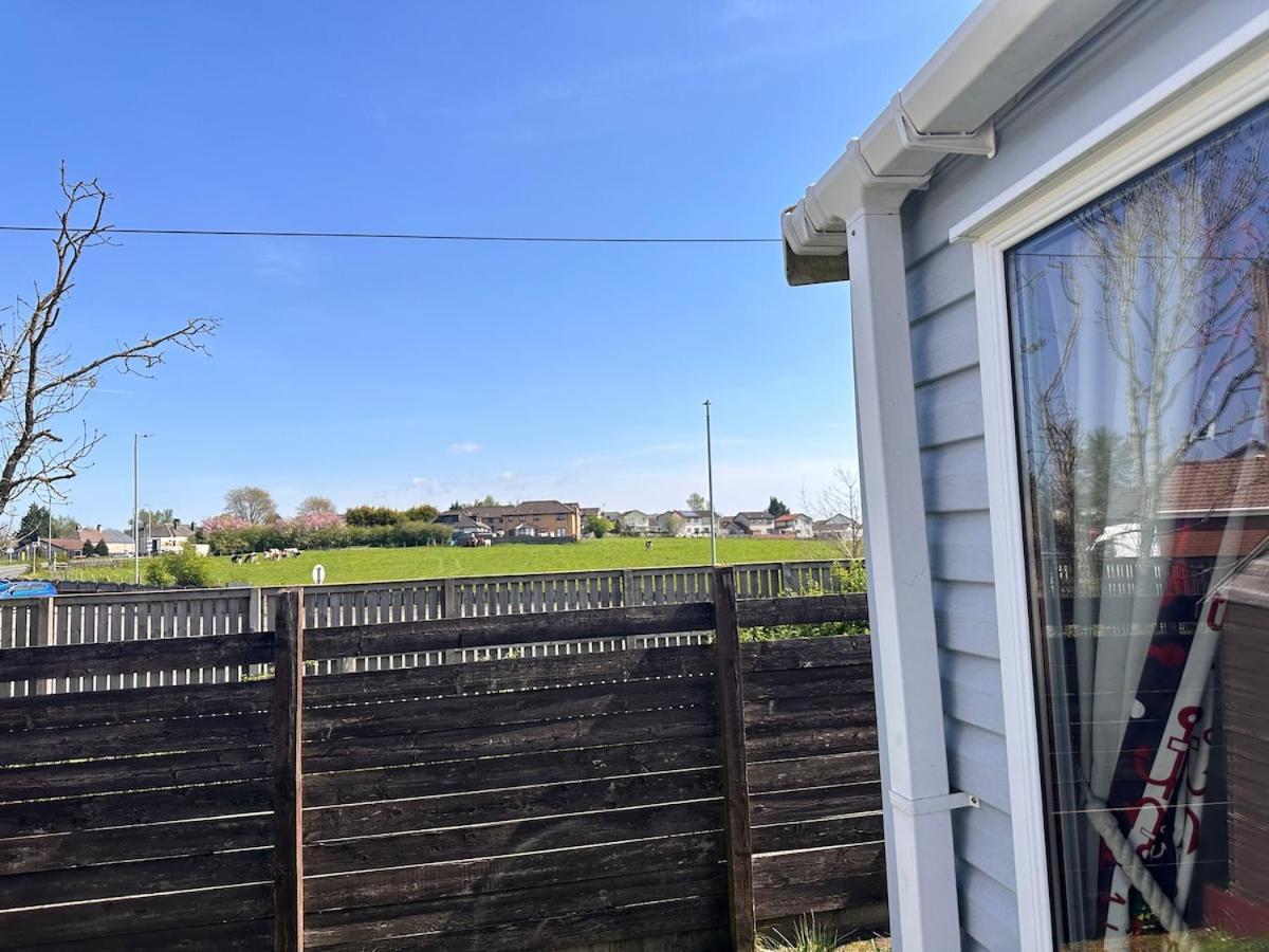 3-Bedroom Swift Caravan - Uddingston, Glasgow Bagian luar foto