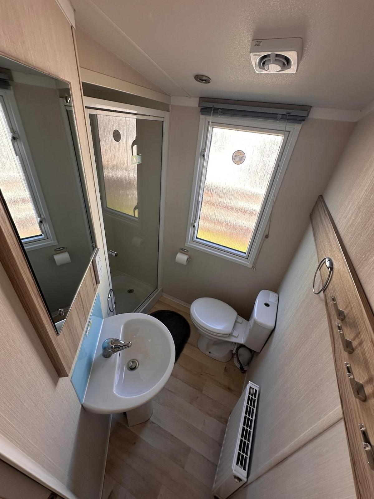 3-Bedroom Swift Caravan - Uddingston, Glasgow Bagian luar foto